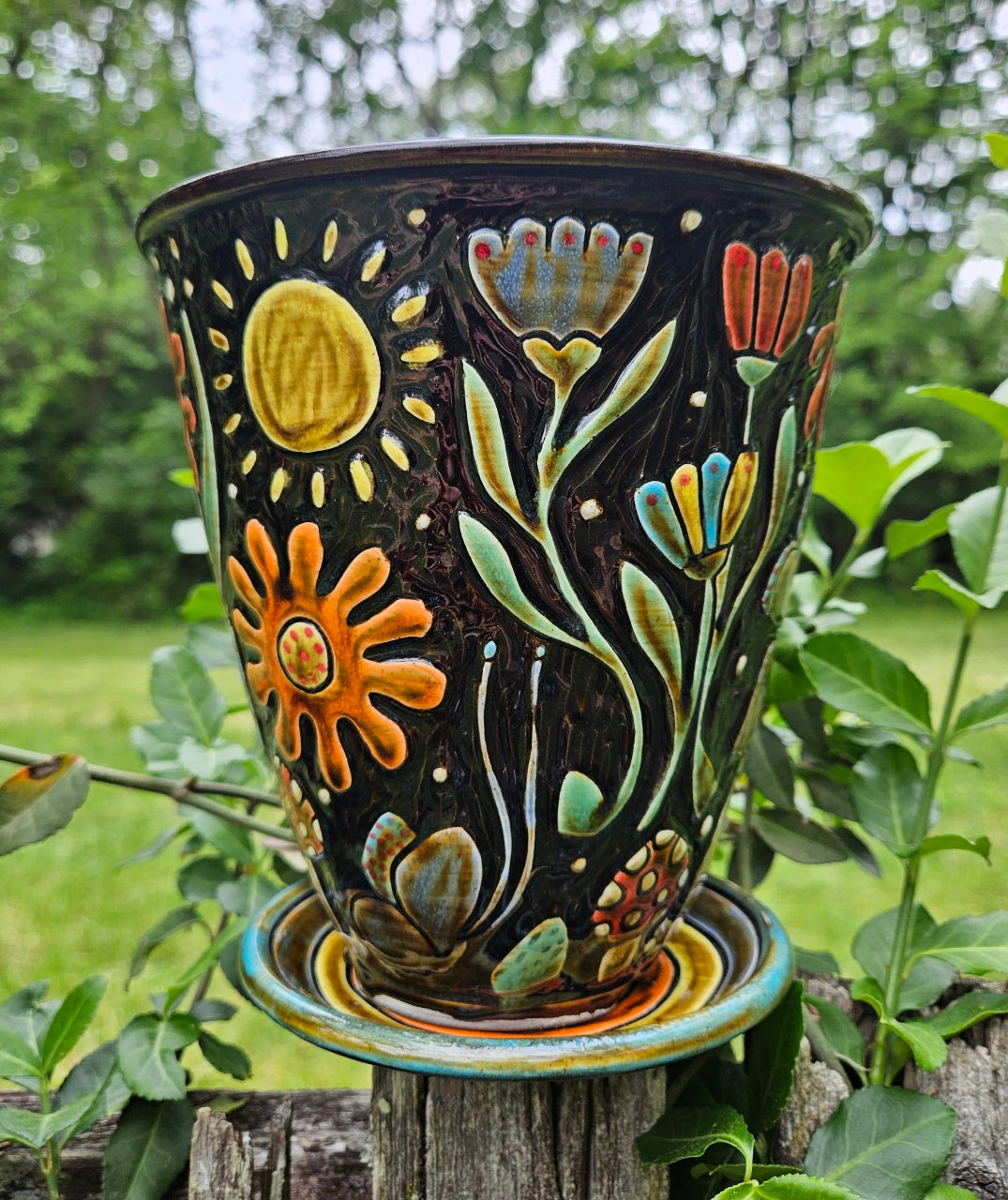 Large Sun and Flower Power Planter w/base